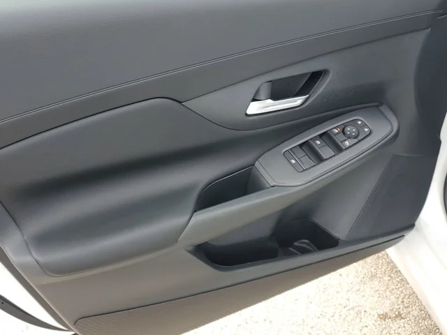 Nuevos NISSAN SENTRA à Estados chez autogozo
