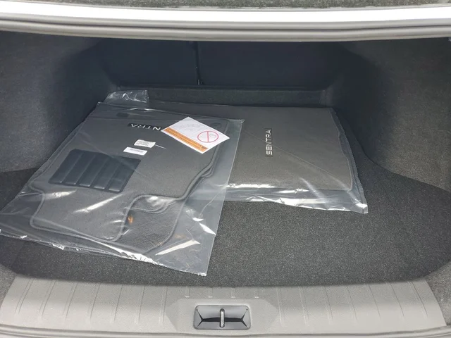 Nuevos NISSAN SENTRA à Estados chez autogozo