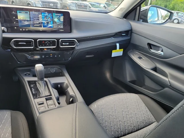 Nuevos NISSAN SENTRA à Estados chez autogozo