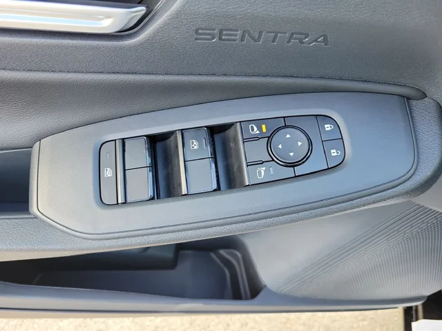 Nuevos NISSAN SENTRA à Estados chez autogozo
