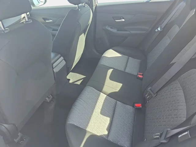 Nuevos NISSAN SENTRA à Estados chez autogozo
