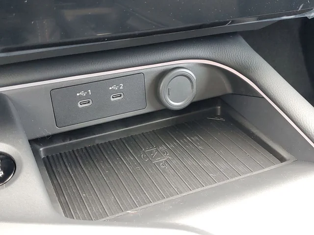 Nuevos NISSAN SENTRA à Estados chez autogozo