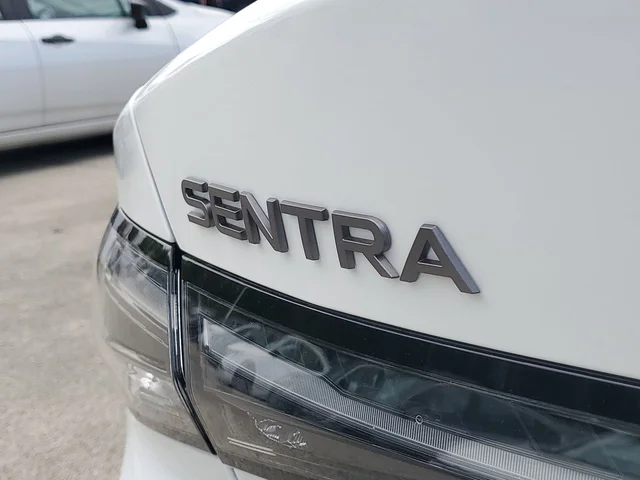 Nuevos NISSAN SENTRA à Estados chez autogozo