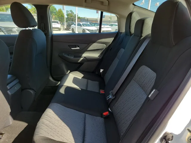 Nuevos NISSAN SENTRA à Estados chez autogozo