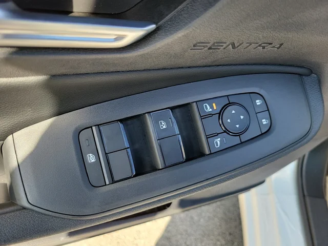 Nuevos NISSAN SENTRA à Estados chez autogozo