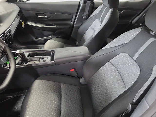 Nuevos NISSAN SENTRA à Estados chez autogozo