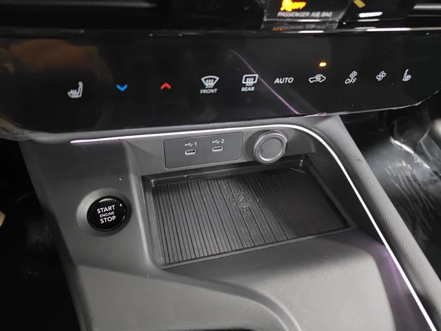 Nuevos NISSAN SENTRA à Estados chez autogozo