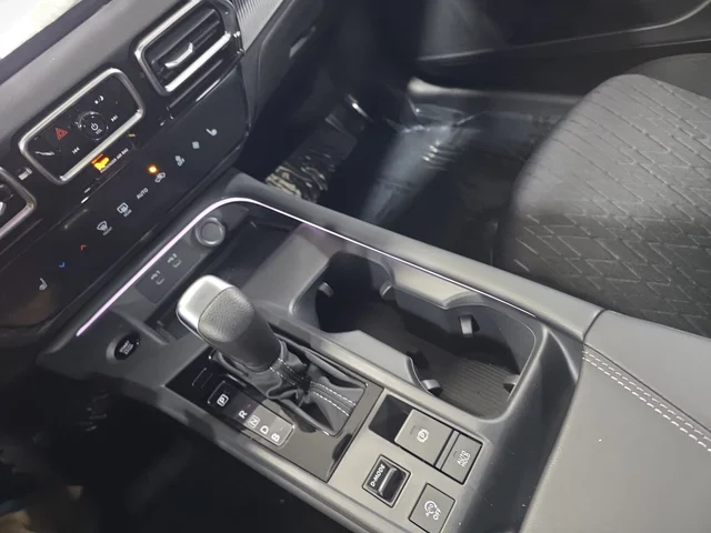 Nuevos NISSAN SENTRA à Estados chez autogozo