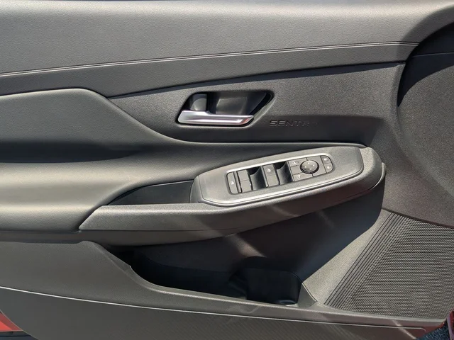 Nuevos NISSAN SENTRA à Estados chez autogozo