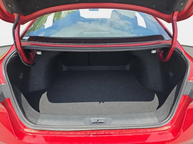 Nuevos NISSAN SENTRA à Estados chez autogozo