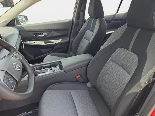 Nuevos NISSAN SENTRA à Estados chez autogozo