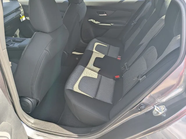 Nuevos NISSAN SENTRA à Estados chez autogozo