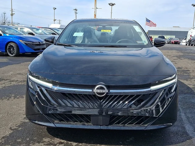 Nuevos NISSAN SENTRA à Estados chez autogozo