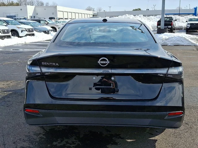 Nuevos NISSAN SENTRA à Estados chez autogozo