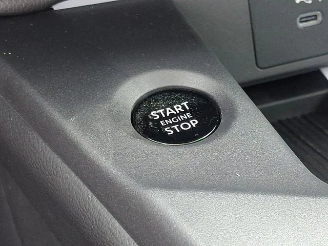 Nuevos NISSAN SENTRA à Estados chez autogozo