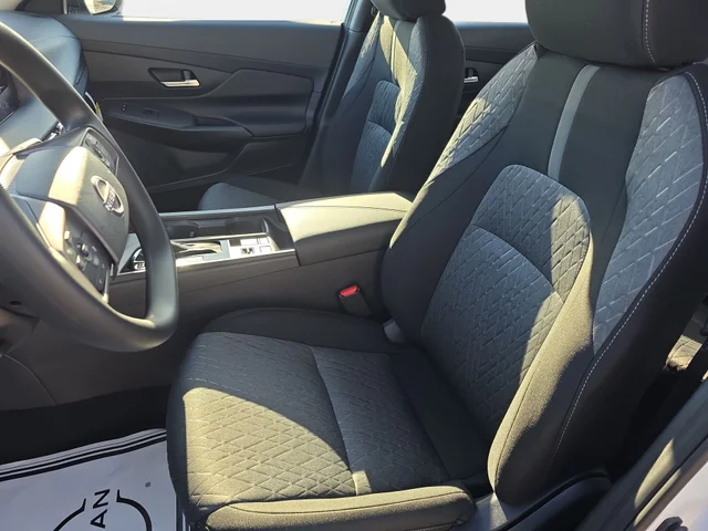 Nuevos NISSAN SENTRA à Estados chez autogozo