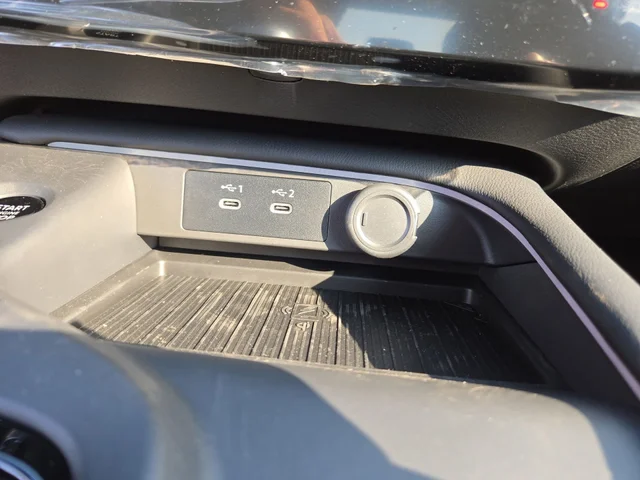 Nuevos NISSAN SENTRA à Estados chez autogozo