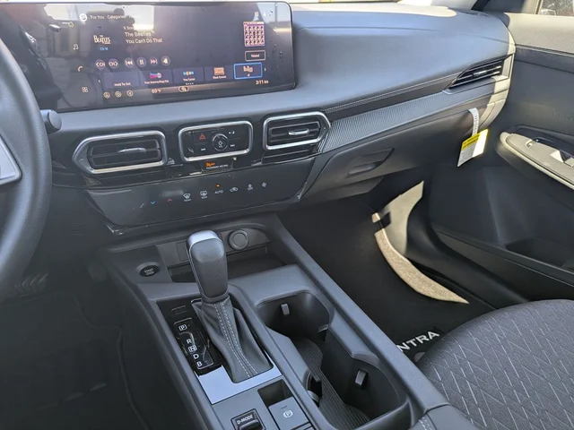 Nuevos NISSAN SENTRA à Estados chez autogozo