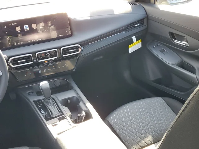 Nuevos NISSAN SENTRA à Estados chez autogozo