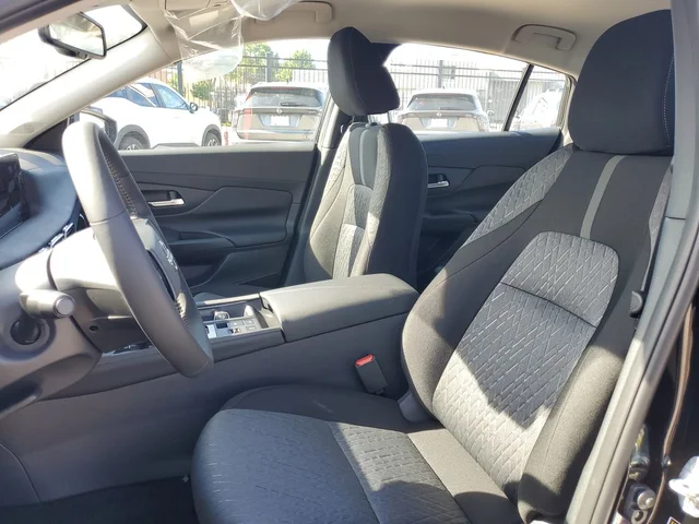 Nuevos NISSAN SENTRA à Estados chez autogozo