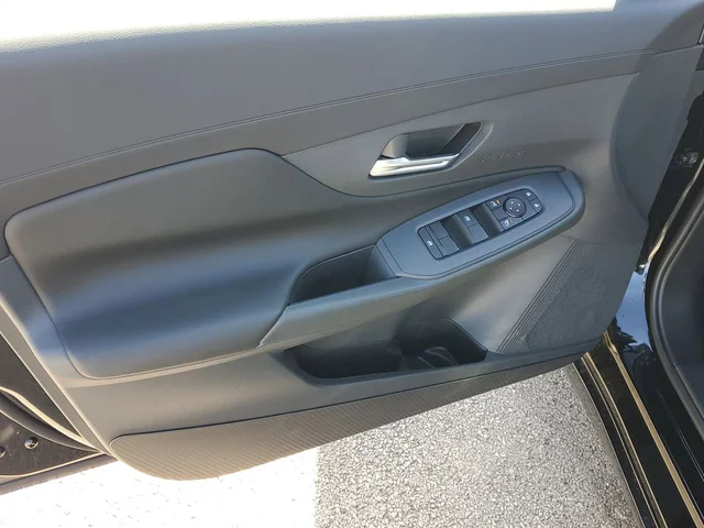 Nuevos NISSAN SENTRA à Estados chez autogozo