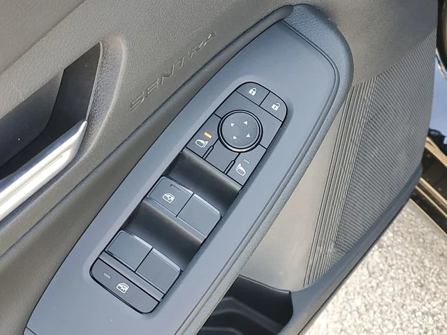 Nuevos NISSAN SENTRA à Estados chez autogozo