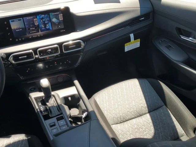 Nuevos NISSAN SENTRA à Estados chez autogozo