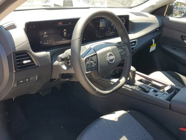 Nuevos NISSAN SENTRA à Estados chez autogozo