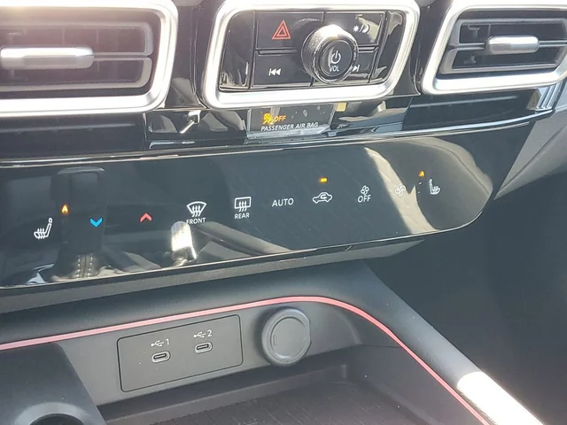 Nuevos NISSAN SENTRA à Estados chez autogozo