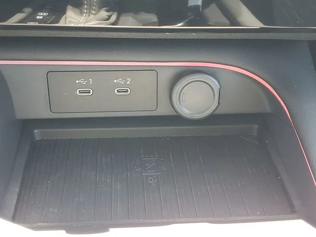 Nuevos NISSAN SENTRA à Estados chez autogozo