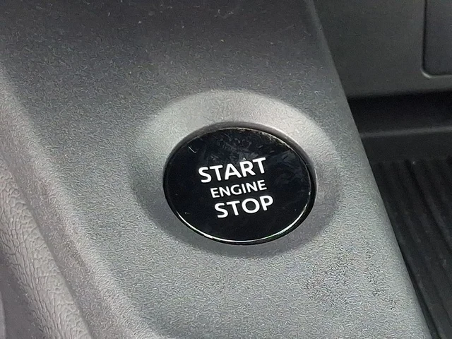 Nuevos NISSAN SENTRA à Estados chez autogozo
