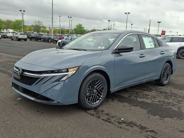 Nuevos NISSAN SENTRA à Estados chez autogozo