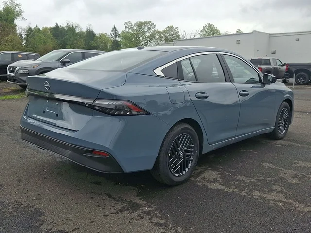 Nuevos NISSAN SENTRA à Estados chez autogozo