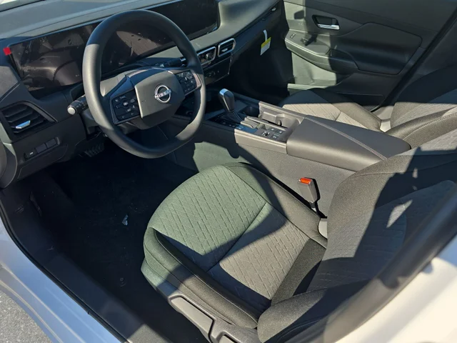 Nuevos NISSAN SENTRA à Estados chez autogozo