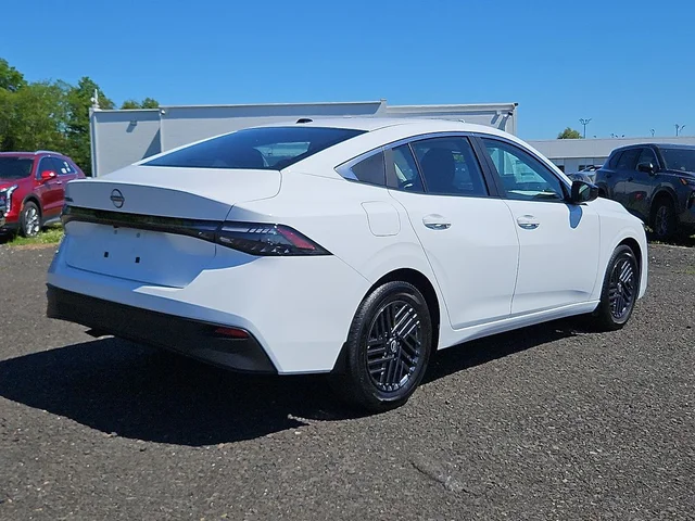 Nuevos NISSAN SENTRA à Estados chez autogozo