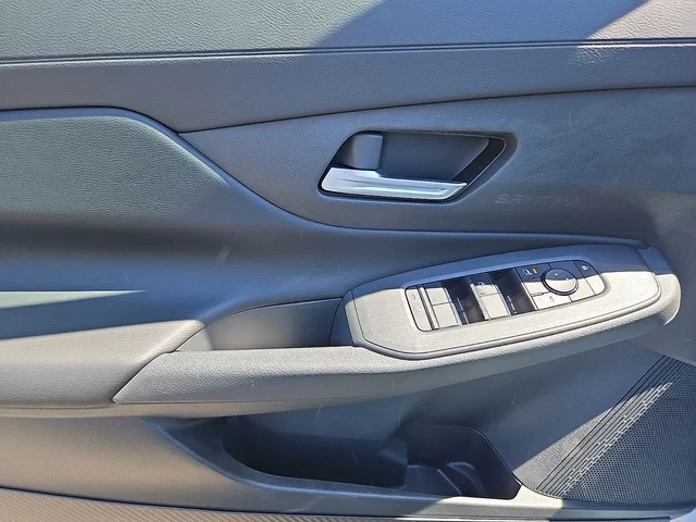 Nuevos NISSAN SENTRA à Estados chez autogozo