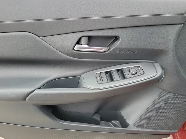 Nuevos NISSAN SENTRA à Estados chez autogozo