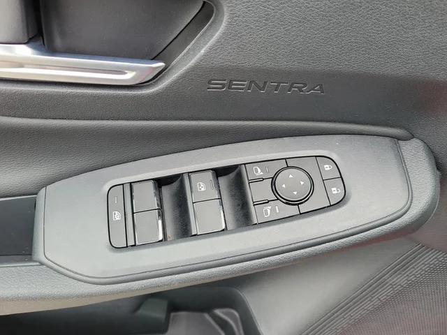 Nuevos NISSAN SENTRA à Estados chez autogozo