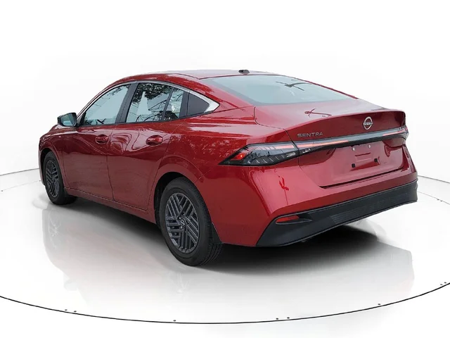 Nuevos NISSAN SENTRA à Estados chez autogozo