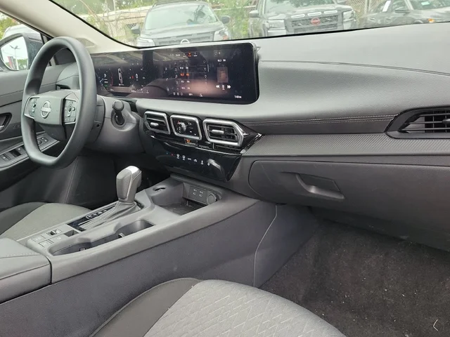Nuevos NISSAN SENTRA à Estados chez autogozo