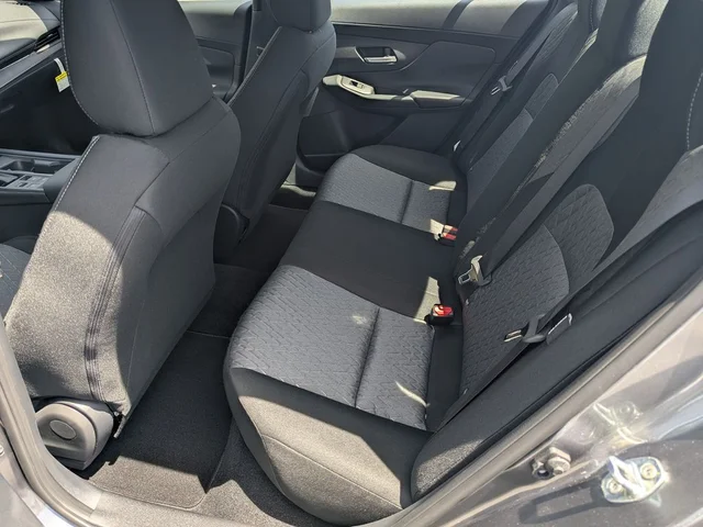 Nuevos NISSAN SENTRA à Estados chez autogozo