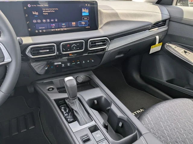 Nuevos NISSAN SENTRA à Estados chez autogozo