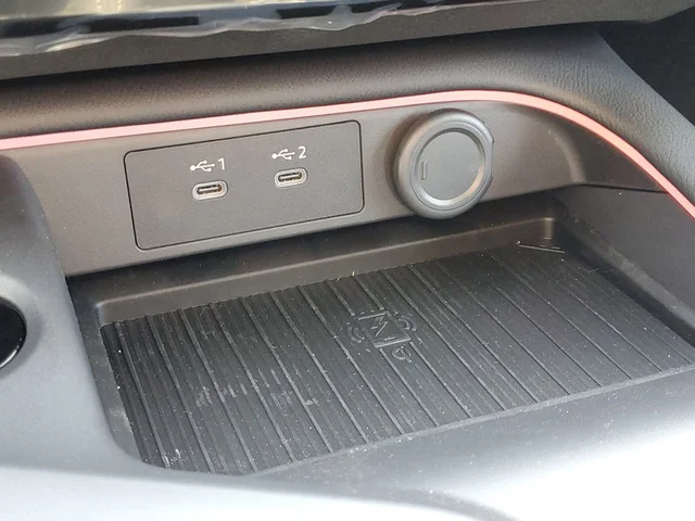 Nuevos NISSAN SENTRA à Estados chez autogozo