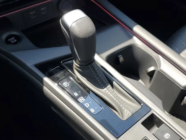 Nuevos NISSAN SENTRA à Estados chez autogozo