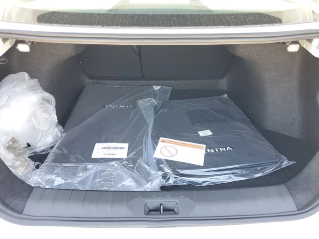 Nuevos NISSAN SENTRA à Estados chez autogozo