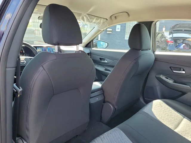 Nuevos NISSAN SENTRA à Estados chez autogozo