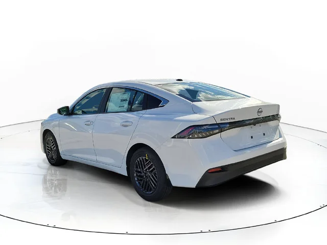 Nuevos NISSAN SENTRA à Estados chez autogozo