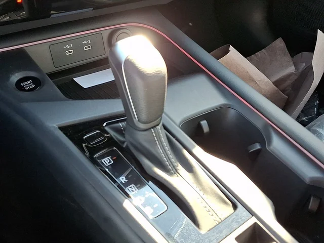 Nuevos NISSAN SENTRA à Estados chez autogozo