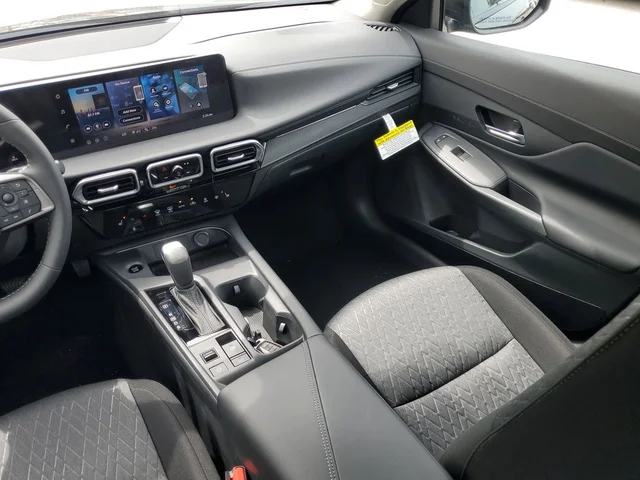 Nuevos NISSAN SENTRA à Estados chez autogozo