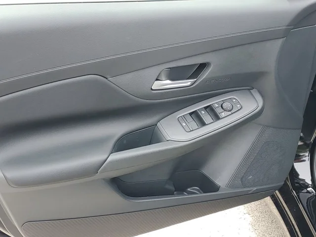 Nuevos NISSAN SENTRA à Estados chez autogozo
